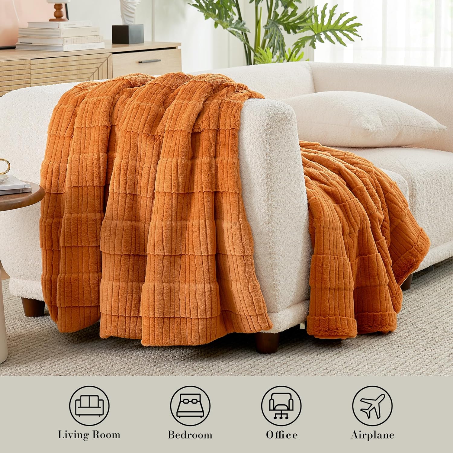 Amélie Home Luxury Striped Faux
