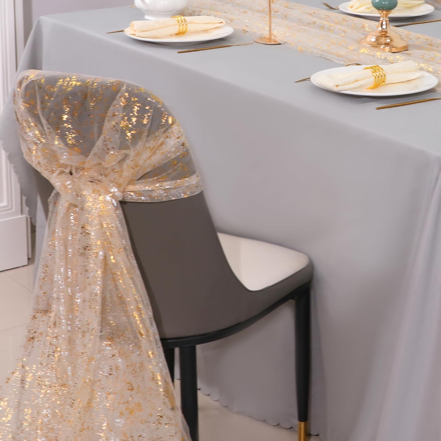 Snowkingdom 10 Ft Gold Table