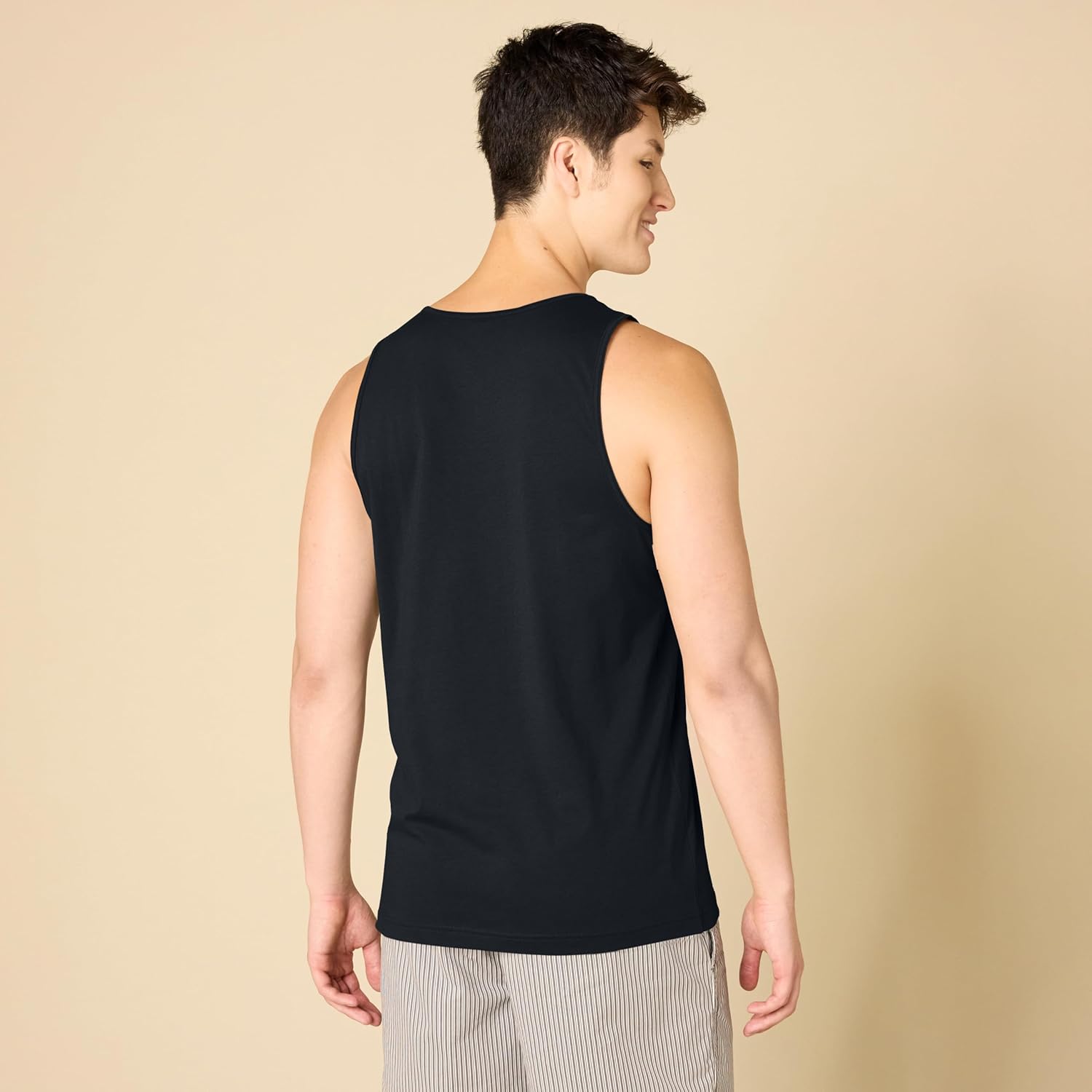 Amazon Essentials Men's Regular-Fit Sleeveless Tank Tops - Image 2