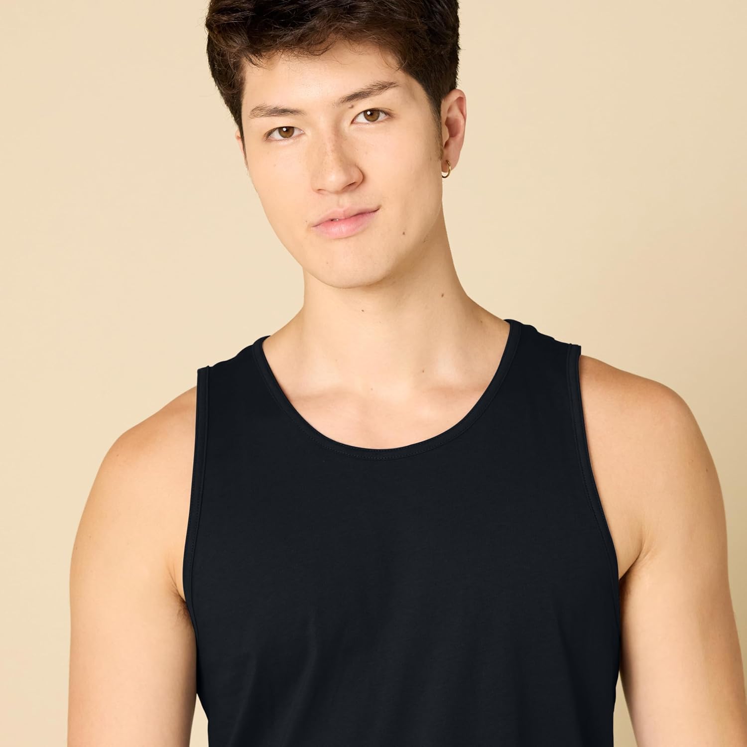 Amazon Essentials Men's Regular-Fit Sleeveless Tank Tops - Image 4
