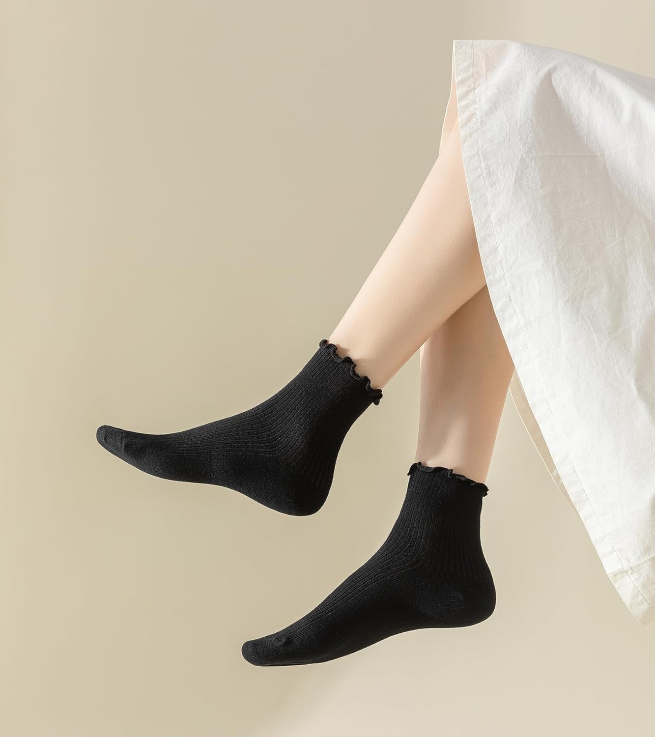 DQCUTE Women's Ruffled Ankle Boot