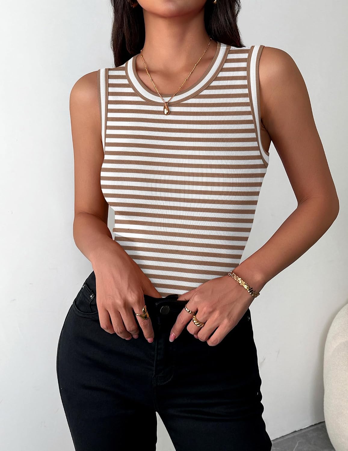 Zeagoo Womens Sleeveless Crewneck Ribbed