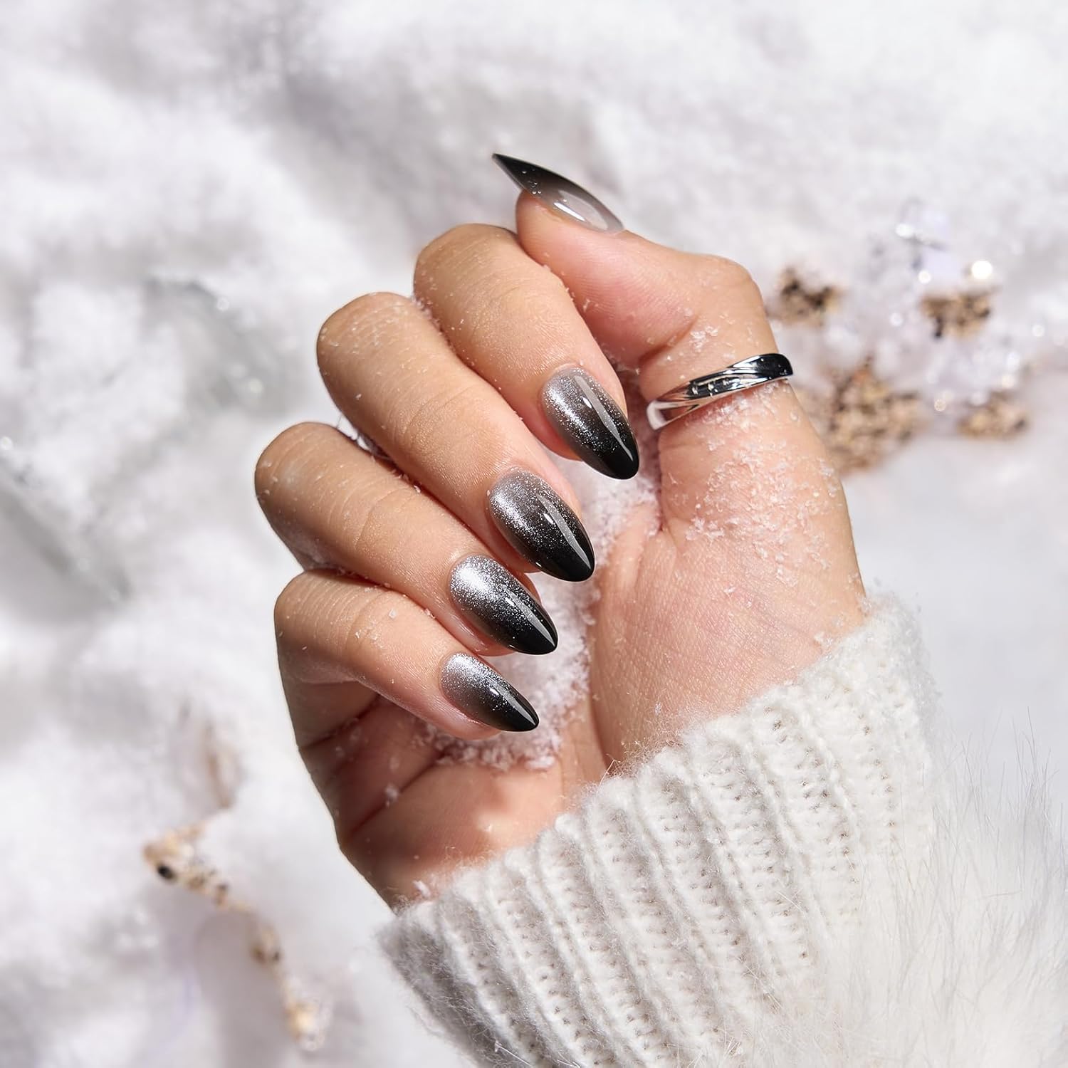 BTArtbox Press On Nails, Grave