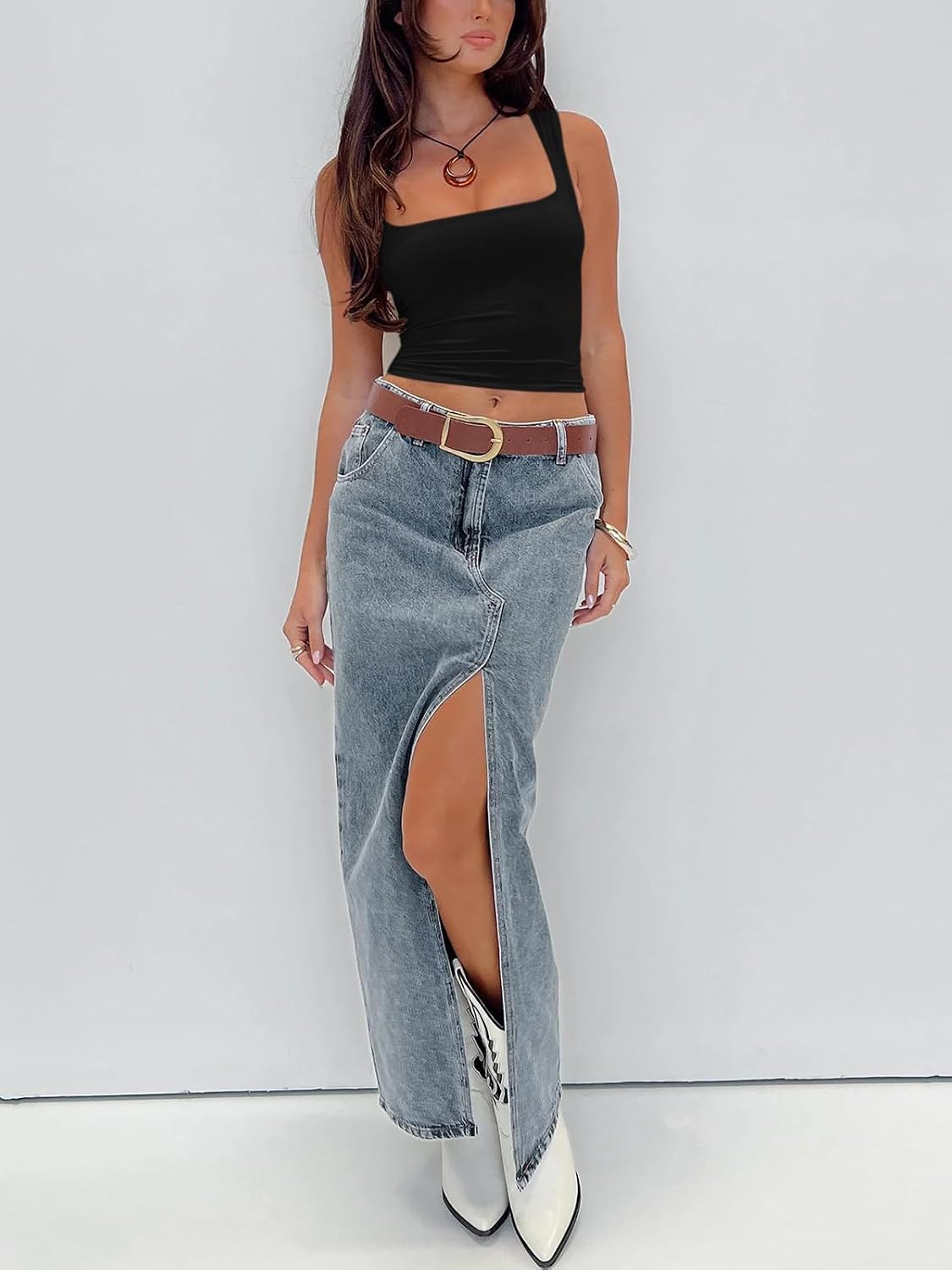 REORIA Butsmooth® Square Neck Double Lined Going Out Crop Tank Top - Image 6