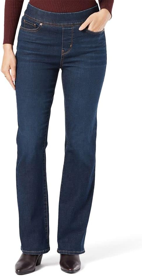 Levi Strauss Signature Gold Women's Totally Shaping Pull On Bootcut Jeans