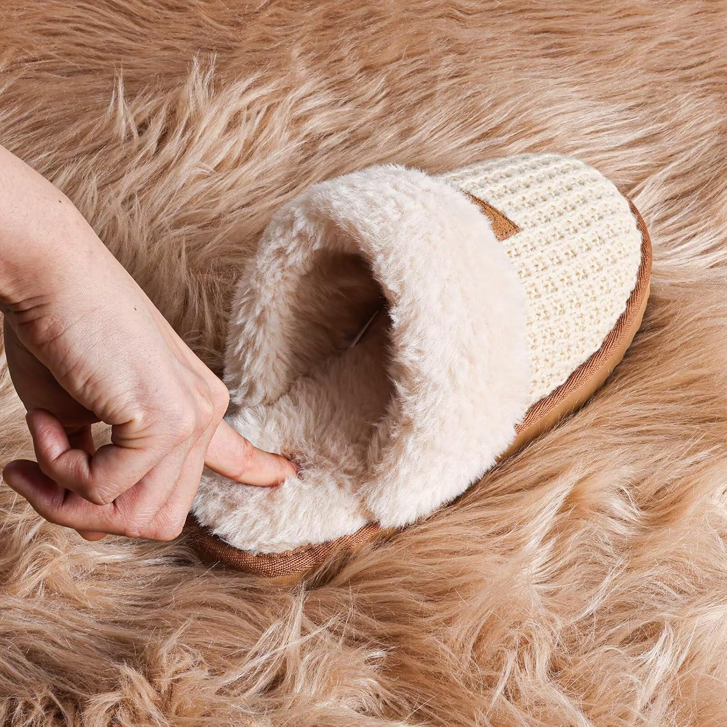 OOW Cozy House Slippers