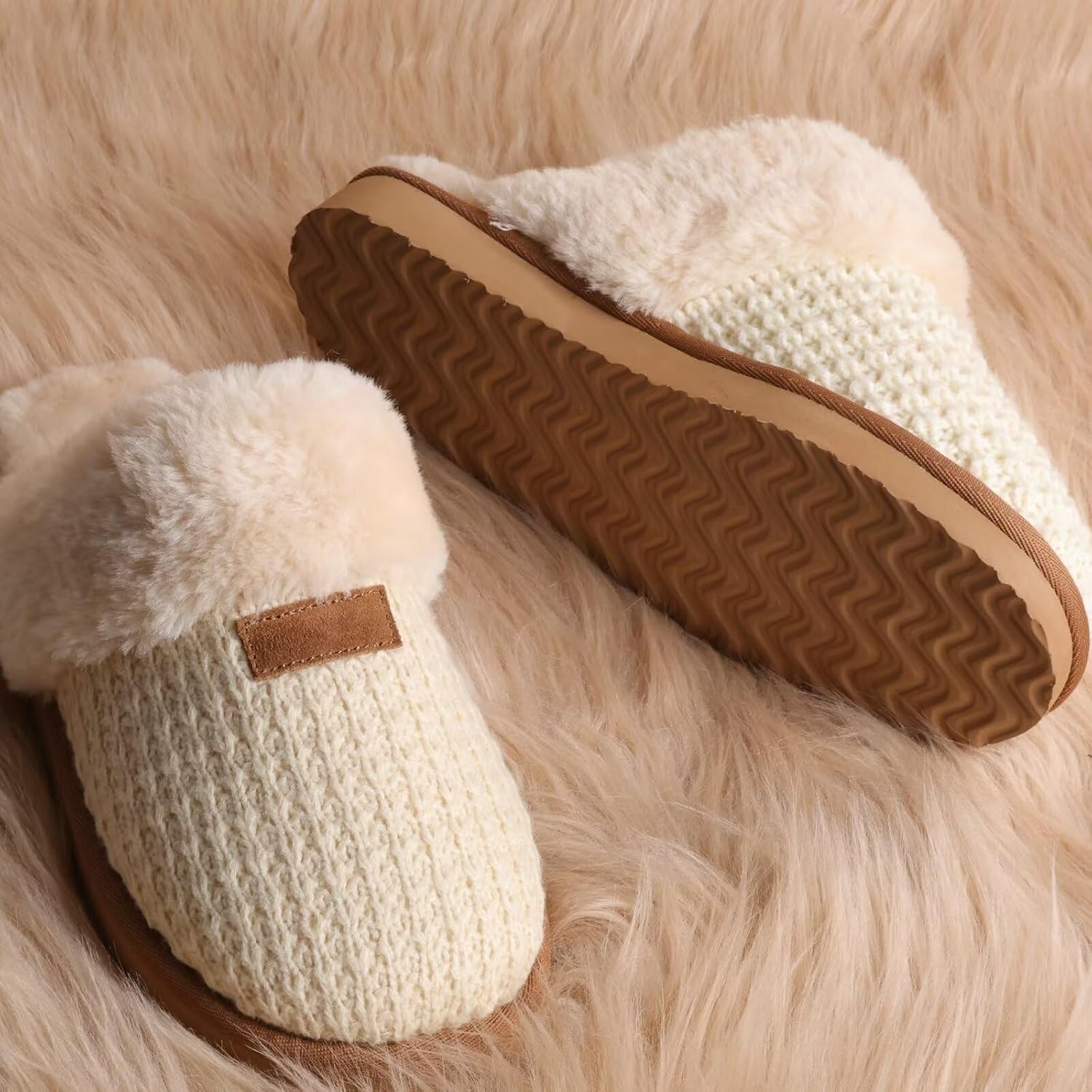 OOW Cozy House Slippers