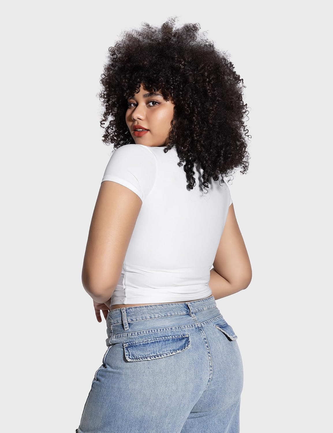 PUMIEY Women's Crew Neck Short