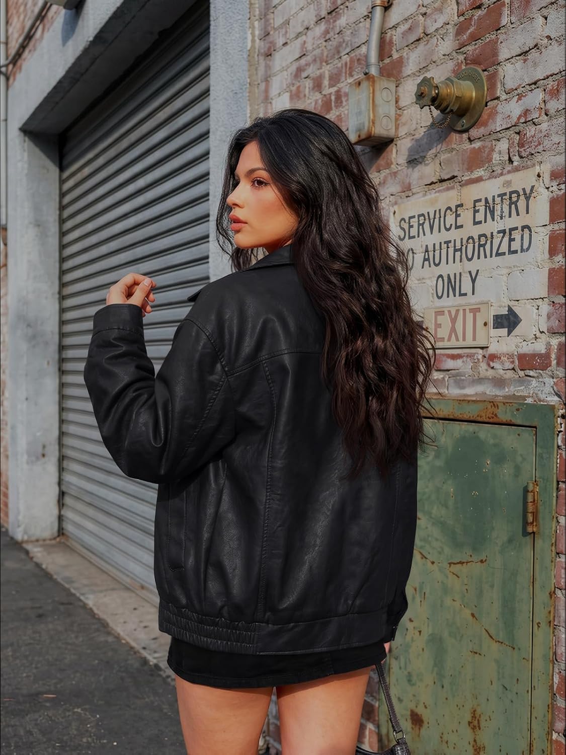 AUTOMET Women's Oversized Faux Leather Jacket for Fall and Winter - Image 4